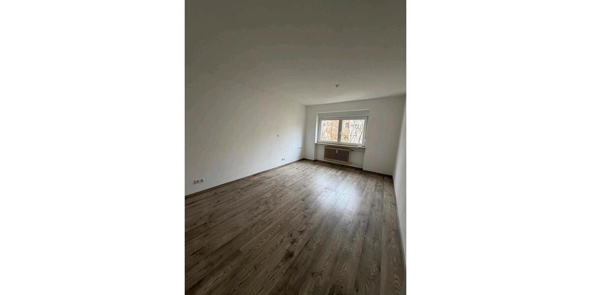 Etagenwohnung Pforzheim Eutingen - 1 Zimmer, 71 m&sup2;, 1.035&euro; | Angebot:25178229