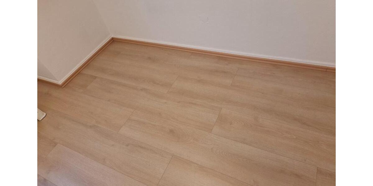 Dachgeschoßwohnung Arnsberg Rusch - 3 Zimmer, 46 m&sup2;, 400&euro; | Angebot:26032941