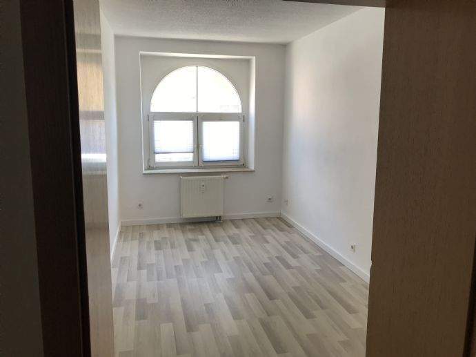 Etagenwohnung Chemnitz Altchemnitz - 4 Zimmer, 90 m&sup2;, 485&euro; | Angebot:26305725
