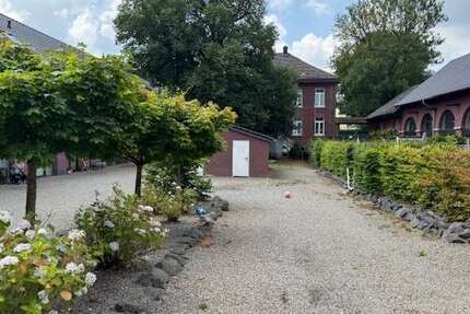 Haus zum Mieten in Herzogenrath 1.460 € 170 m²