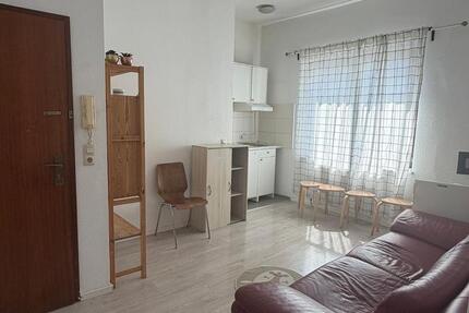 Wohnung Frankfurt am Main Bockenheim - 2 Zimmer, 50 m&sup2;, 1.200&euro; | Angebot:26625714