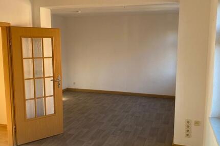 Wohnung Staßfurt - 4 Zimmer, 103 m&sup2;, 500&euro; | Angebot:26633185