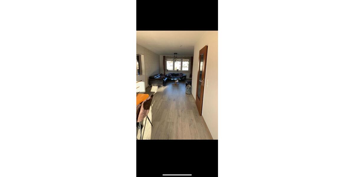 Etagenwohnung Düren Distelrath - 3 Zimmer, 99 m&sup2;, 1.540&euro; | Angebot:26261709