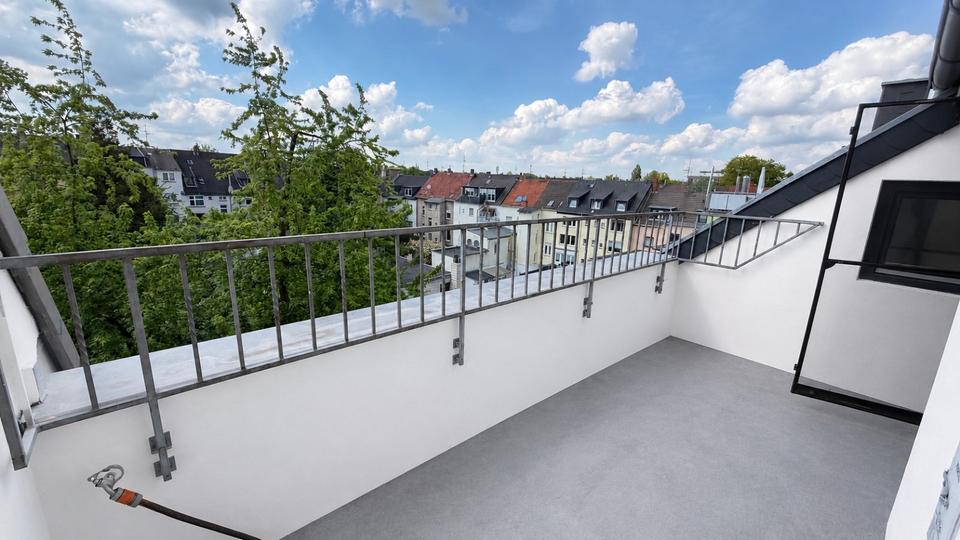 Dachgeschoßwohnung Essen Stadtbezirk III - 1 Zimmer, 48 m&sup2;, 600&euro; | Angebot:26585306