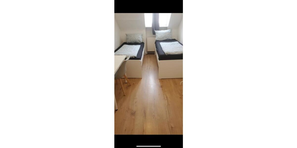 Wohnen auf Zeit Göppingen - 8 Zimmer, 202 m&sup2;, 14&euro; | Angebot:21847559