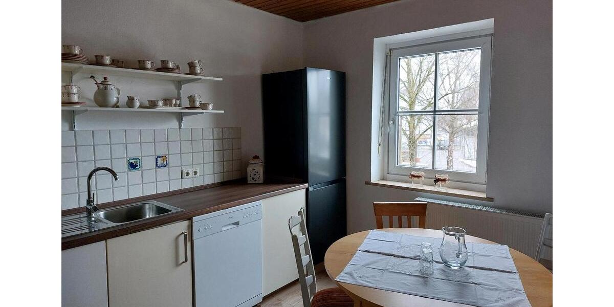 Etagenwohnung Ampfing - 3 Zimmer, 80 m&sup2;, 800&euro; | Angebot:24744616