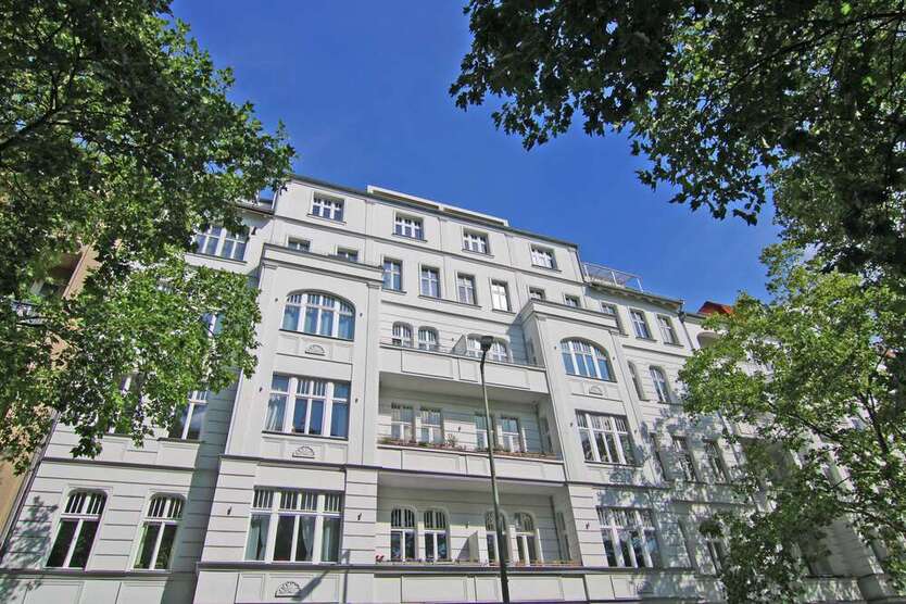 Büro in Berlin 4.762 € 207.02 m²