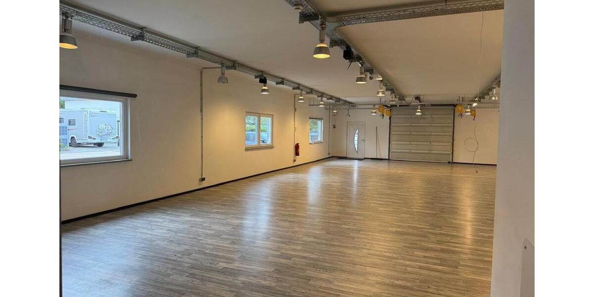 Gewerbeobjekt Adelsdorf - 1.150&euro; | Angebot:24753867