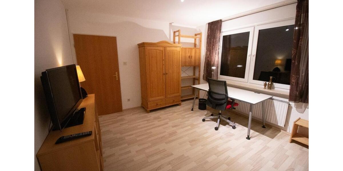 Wohnen auf Zeit Springe - 3 Zimmer, 100 m&sup2;, 25&euro; | Angebot:23595295