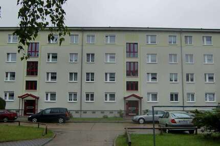 Wohnung Hoyerswerda Neustadt - 3 Zimmer, 62 m&sup2;, 334&euro; | Angebot:27234863