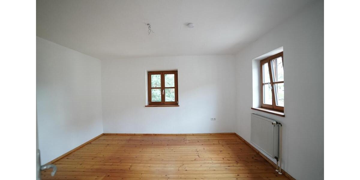 Maisonette-Wohnung Doppelhaushälfte 4 zimmer