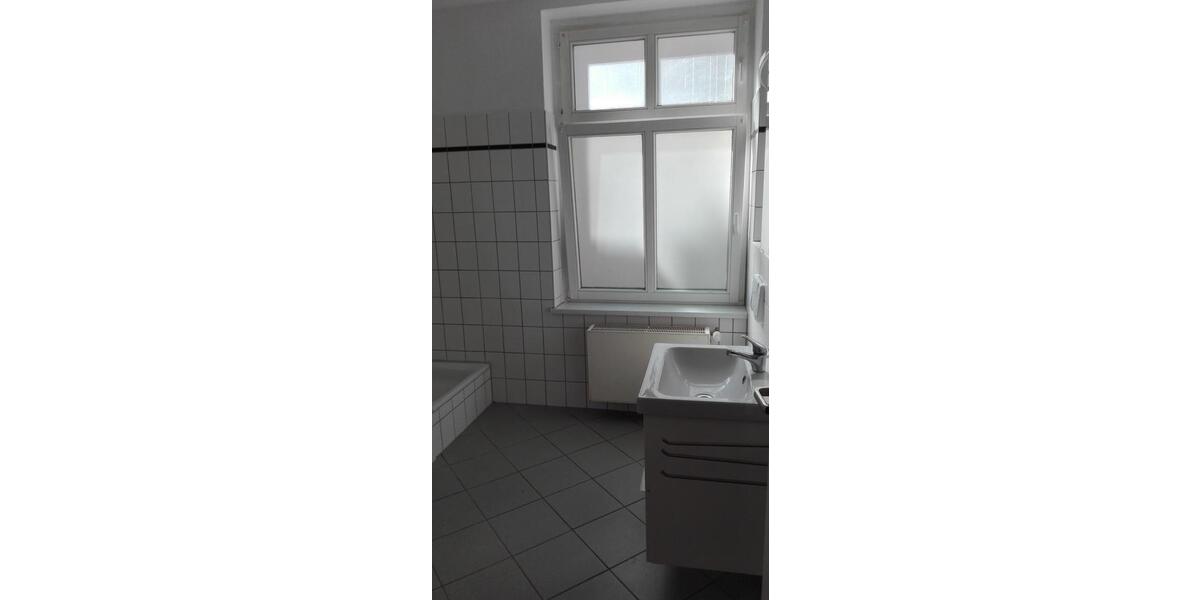 Erdgeschoßwohnung Stendal - 3 Zimmer, 102 m&sup2;, 1.055&euro; | Angebot:24963402