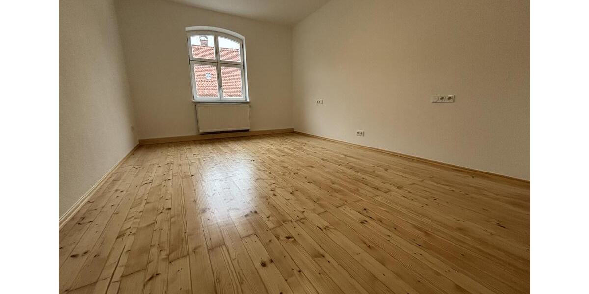 Etagenwohnung Dinkelsbühl - 3 Zimmer, 95 m&sup2;, 990&euro; | Angebot:25752509