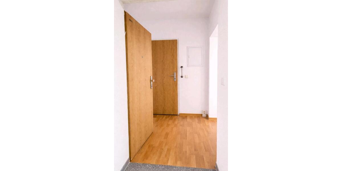Etagenwohnung Spremberg - 2 Zimmer, 70 m&sup2;, 429&euro; | Angebot:26042173