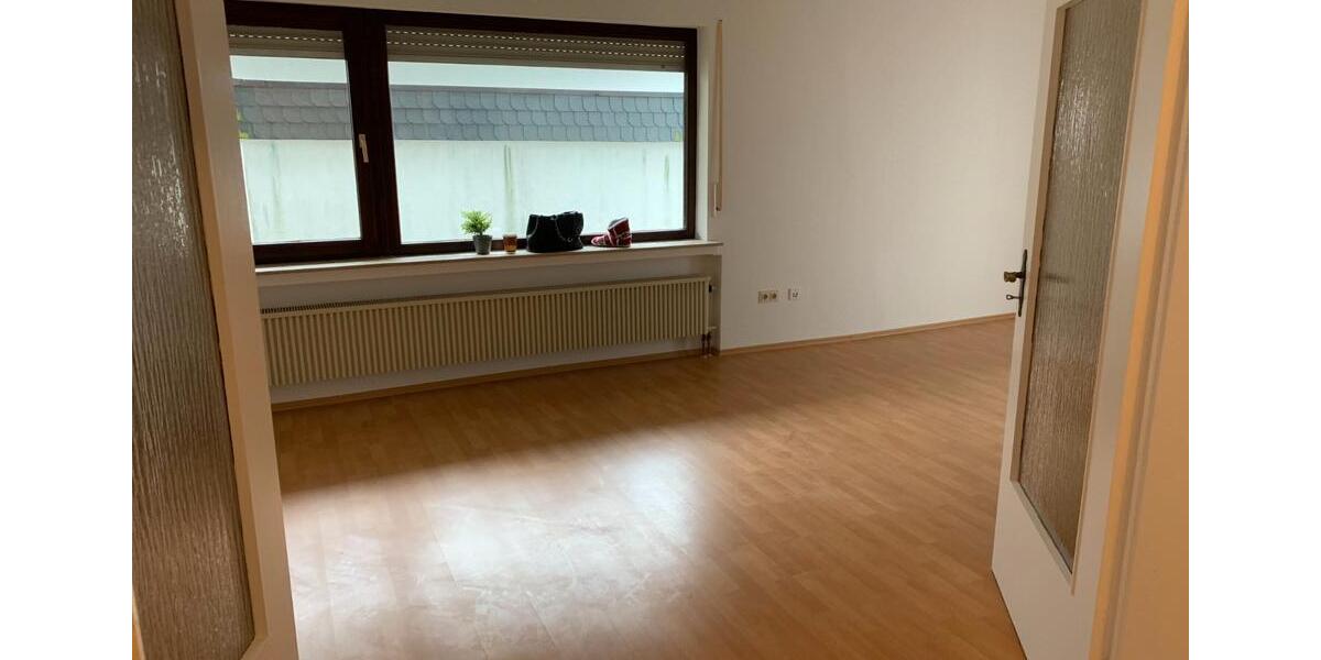 Erdgeschoßwohnung Winterberg - 3 Zimmer, 88 m&sup2;, 1.056&euro; | Angebot:26444151