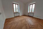 Erdgeschoßwohnung Straubing - 4 Zimmer, 137 m&sup2;, 1.050&euro; | Angebot:26007881