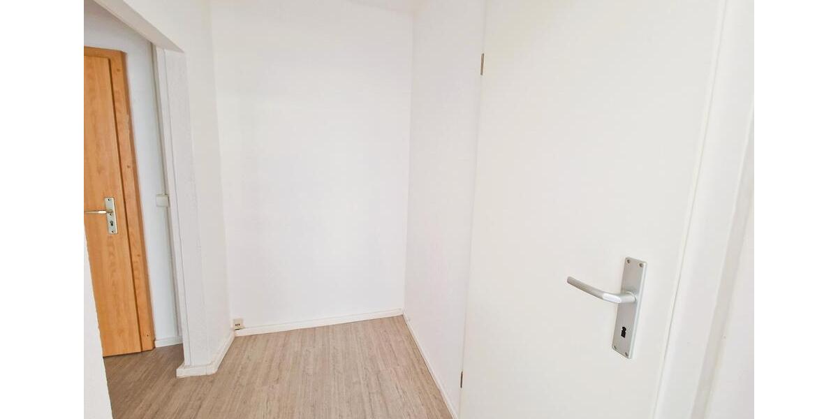 Etagenwohnung Zerbst (Anhalt) - 2 Zimmer, 50 m&sup2;, 255&euro; | Angebot:25645218