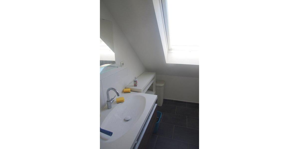 Dachgeschoßwohnung Essen Stadtbezirk V - 2 Zimmer, 80 m&sup2;, 500&euro; | Angebot:26367883