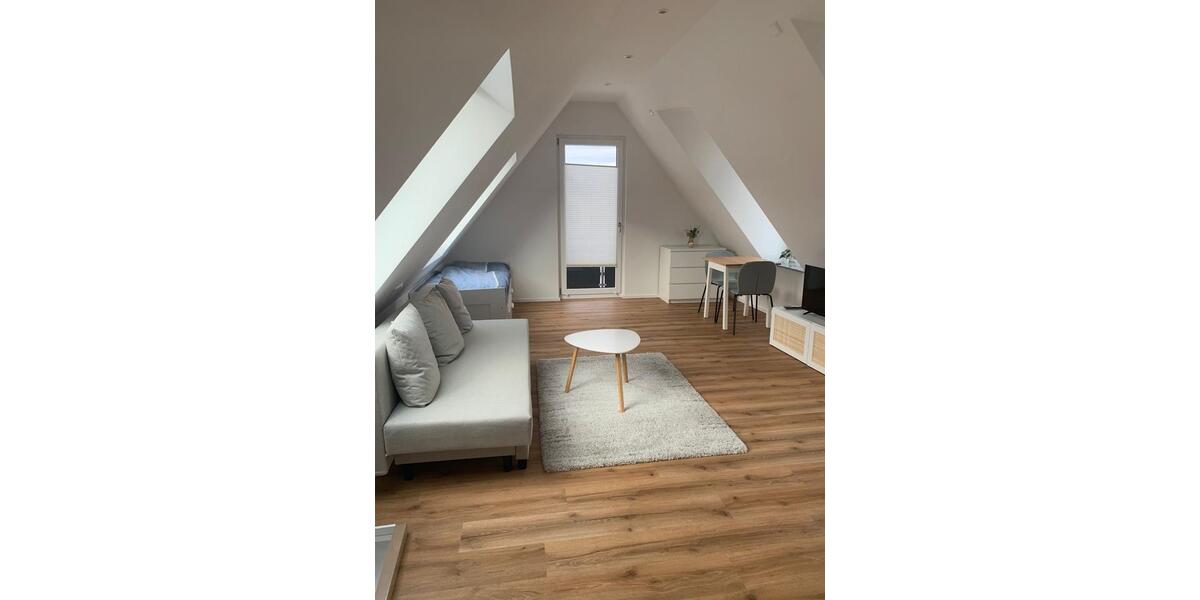 Dachgeschoßwohnung Reutlingen Altenburg - 1 Zimmer, 30 m&sup2;, 850&euro; | Angebot:26049598