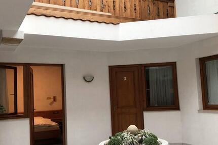 Wohnen auf Zeit Hofheim in Unterfranken - 13 Zimmer, 25 m&sup2;, 25&euro; | Angebot:26099857