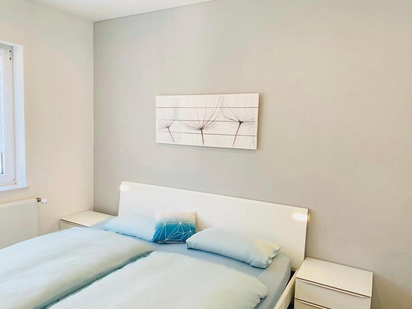 FerienWohnung modern hell Neuwied WLAN SAUNA FITNESS a. Langzeit