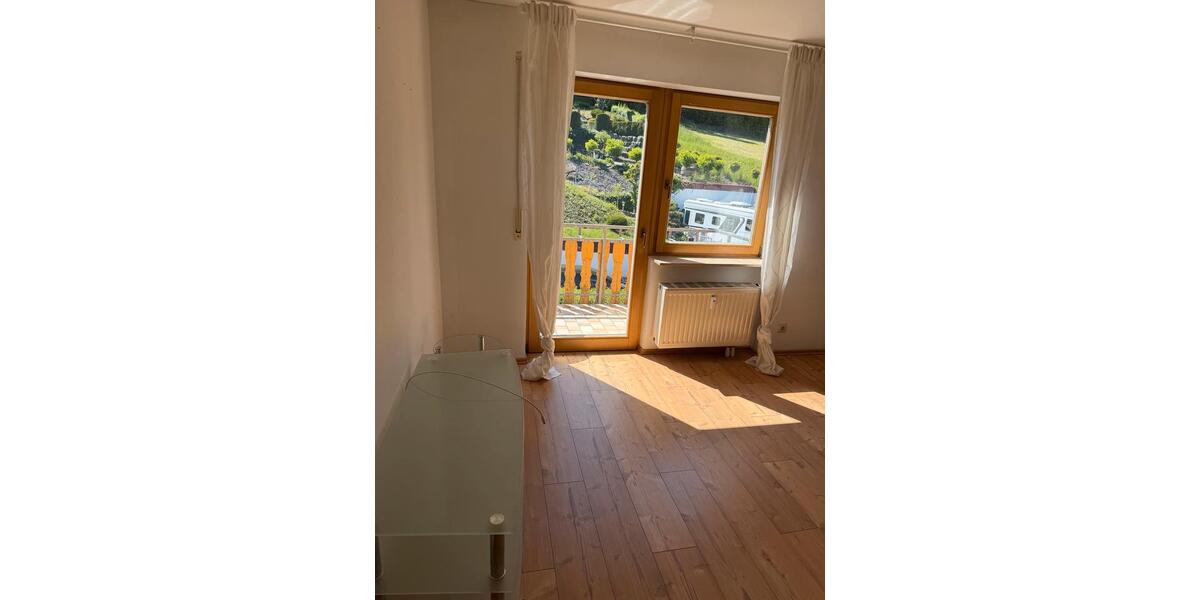 Dachgeschoßwohnung Boxberg - 2 Zimmer, 64 m&sup2;, 640&euro; | Angebot:26615266