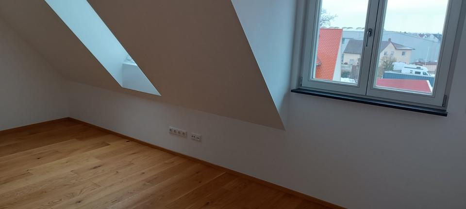 Maisonettenwohnung Oettingen in Bayern - 2.5 Zimmer, 89 m&sup2;, 1.100&euro; | Angebot:24877172