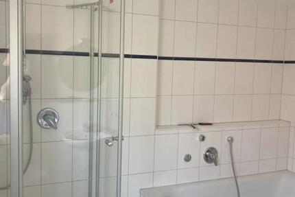 WG-Zimmer im Westen Münchens 5 zimmer