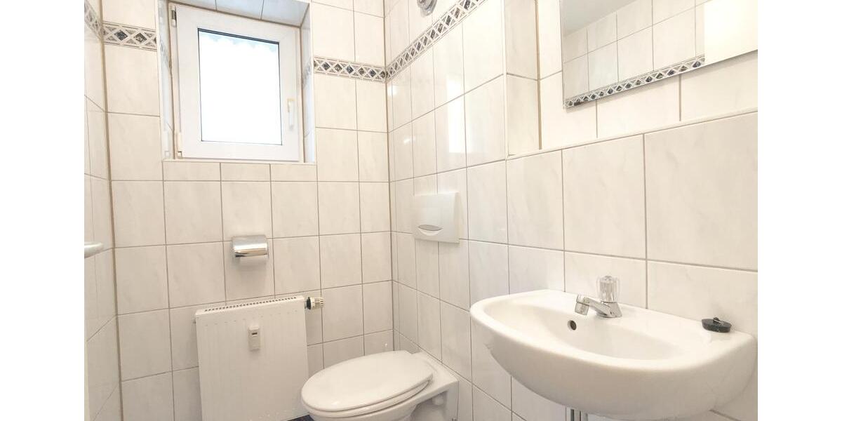 Erdgeschoßwohnung Baiersbronn - 3.5 Zimmer, 95 m&sup2;, 690&euro; | Angebot:23794105