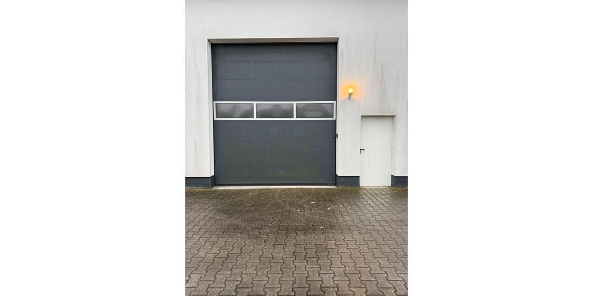 Halle zu vermieten zimmer