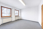 WINDISCH IMMOBILIEN - Attraktive Praxis-, bzw. Büroflächen mit 4 Räumen im Herzen von Puchheim - Gewerbeobjekt Puchheim | Angebot:24511465
