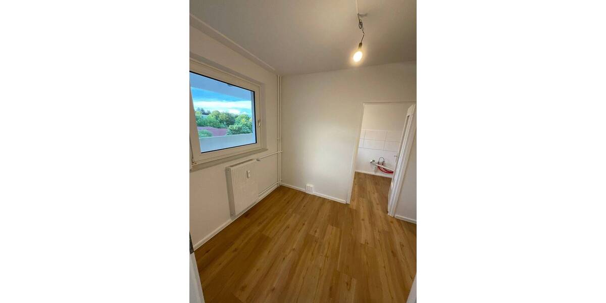 Etagenwohnung Kiel Mettenhof - 2 Zimmer, 70 m&sup2;, 579&euro; | Angebot:26834774