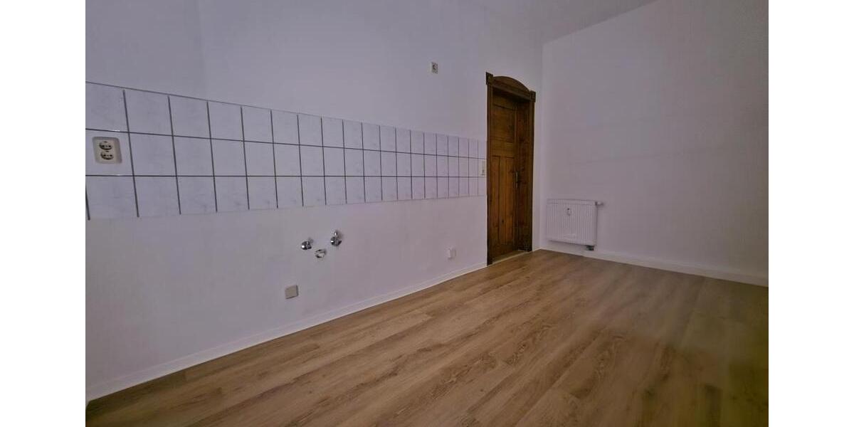 Etagenwohnung Altenburg - 4 Zimmer, 70 m&sup2;, 455&euro; | Angebot:25785344