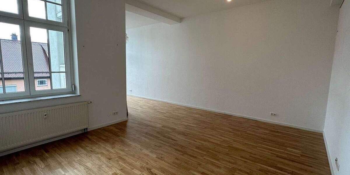 Etagenwohnung Villingen-Schwenningen Schwenningen - 3 Zimmer, 87 m&sup2;, 1.000&euro; | Angebot:25733971