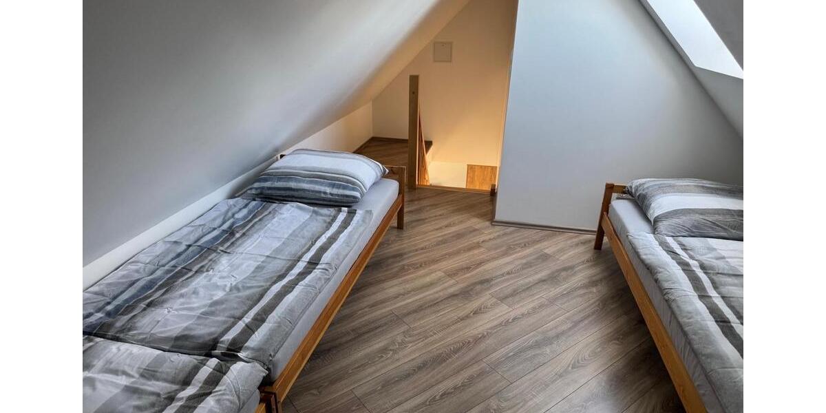 Dachgeschoßwohnung Berlin Neukölln - 2 Zimmer, 56 m&sup2;, 1.850&euro; | Angebot:26356566