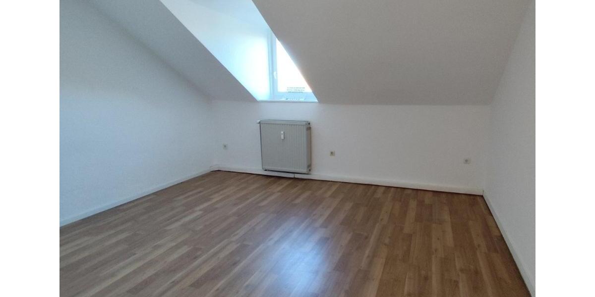 Dachgeschoßwohnung Höxter - 3 Zimmer, 72 m&sup2;, 470&euro; | Angebot:24489930
