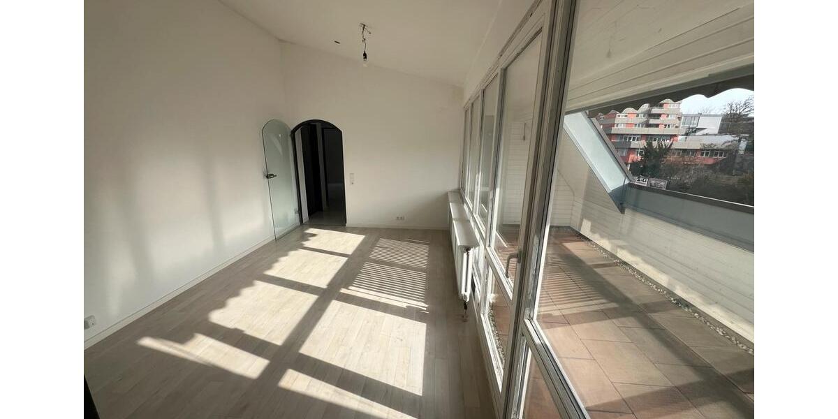 Dachgeschoßwohnung Ravensburg Eschach - 3.5 Zimmer, 102 m&sup2;, 1.290&euro; | Angebot:26393616