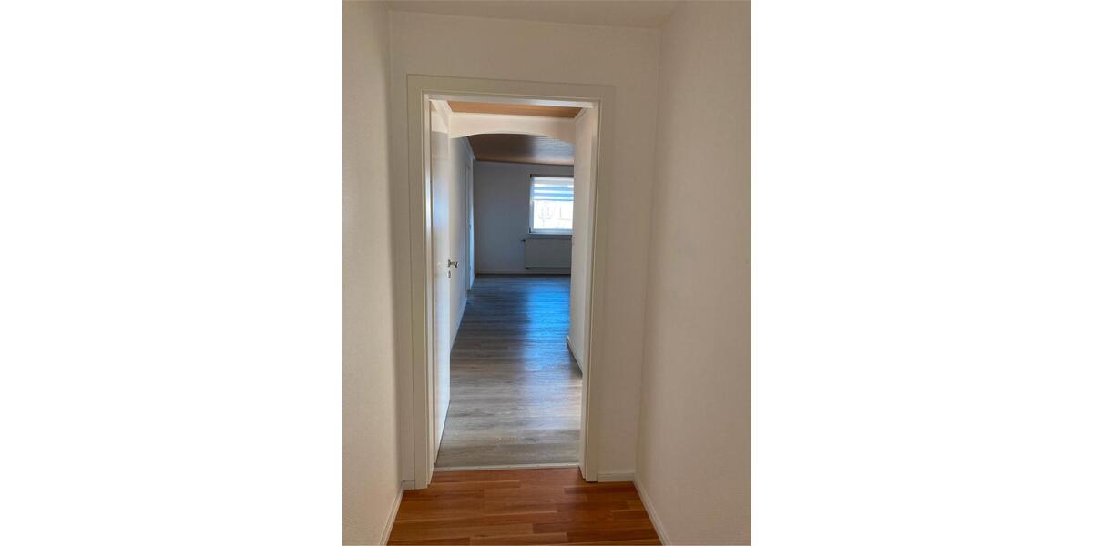 Etagenwohnung Gersheim - 3 Zimmer, 85 m&sup2;, 620&euro; | Angebot:26056734