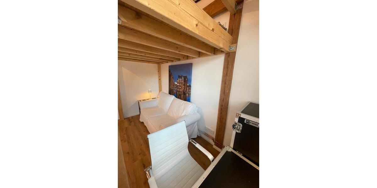 Wohnen auf Zeit: möbliertes Mini-Loft Studio zur Miete in Wedel 1 zimmer