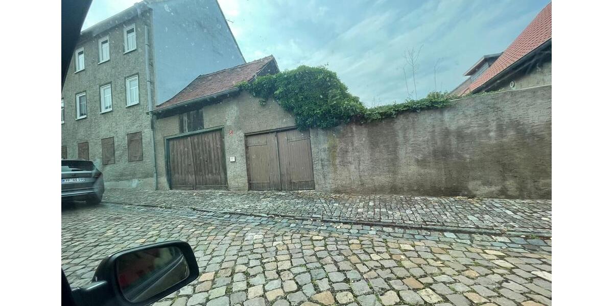 Große FamZum Miete 3-4 Mehrfamilienhäuser jede 4-6 Zimmern,WIEHE 3 zimmer