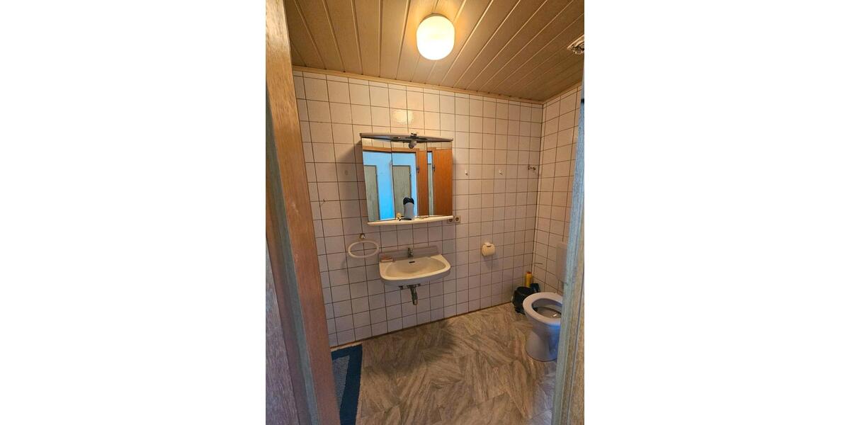 Etagenwohnung Barntrup - 1 Zimmer, 48 m&sup2;, 470&euro; | Angebot:26278504