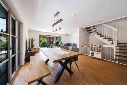 Haus zum Mieten in Bad Wiessee 2.900 € 120 m² 4 zimmer