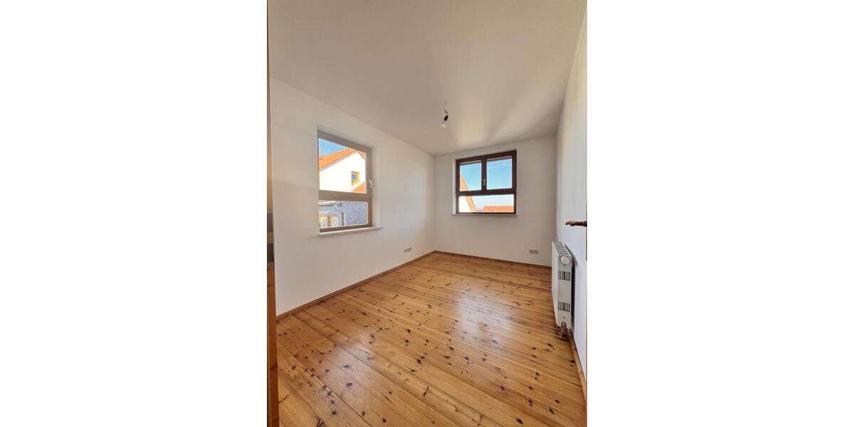 Reihenhaus Bannewitz - 6 Zimmer, 166 m&sup2;, 2.158&euro; | Angebot:25977535