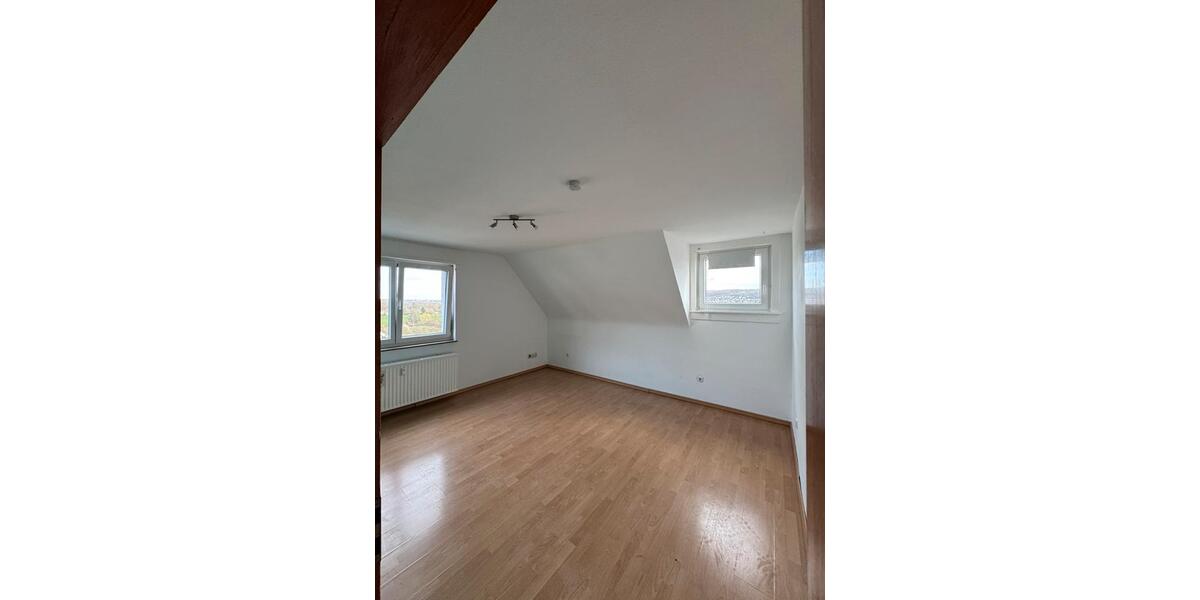 Dachgeschoßwohnung Wetzlar Naunheim - 3 Zimmer, 60 m&sup2;, 800&euro; | Angebot:25947863