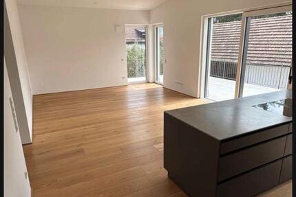 Moderne 3-Zimmer Wohnung im Zentrum von Tutzing zimmer