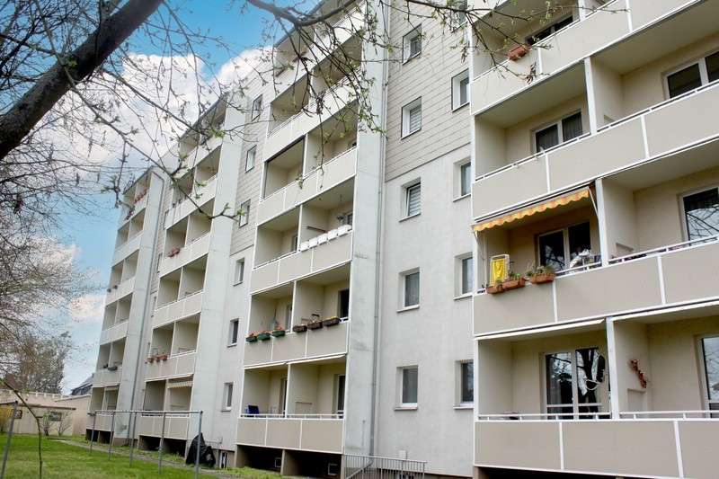 Etagenwohnung Magdeburg Sudenburg - 4 Zimmer, 65 m&sup2;, 393&euro; | Angebot:27229160