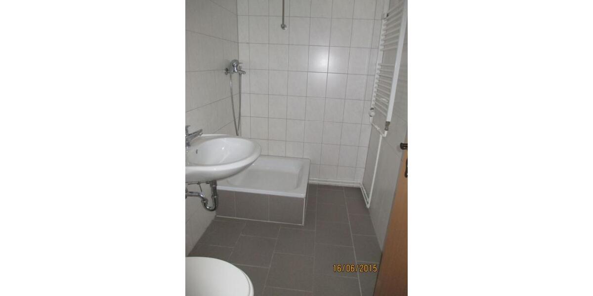 Etagenwohnung Brandenburg an der Havel - 1 Zimmer, 35 m&sup2;, 295&euro; | Angebot:25569850
