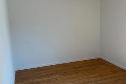 Wohnung Freiburg im Breisgau Betzenhausen - 2 Zimmer, 68 m&sup2;, 600&euro; | Angebot:26364908