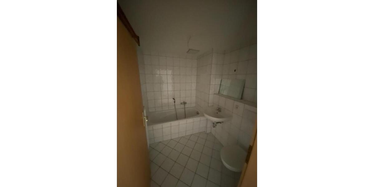 Dachgeschoßwohnung Schkeuditz - 2.5 Zimmer, 58 m&sup2;, 470&euro; | Angebot:24848741