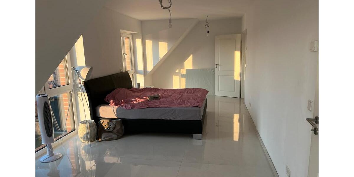 Doppelhaushälfte Langenhagen Engelbostel - 5 Zimmer, 153 m&sup2;, 2.800&euro; | Angebot:25819103